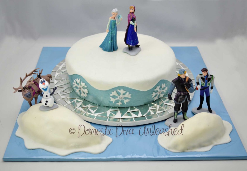 Domestic Diva: Frozen Birthday Cake